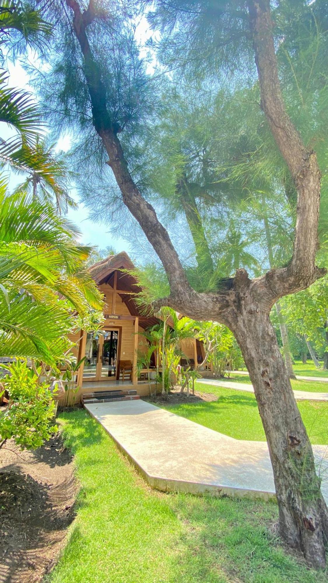 Vyaana Resort Gili Air Exterior foto