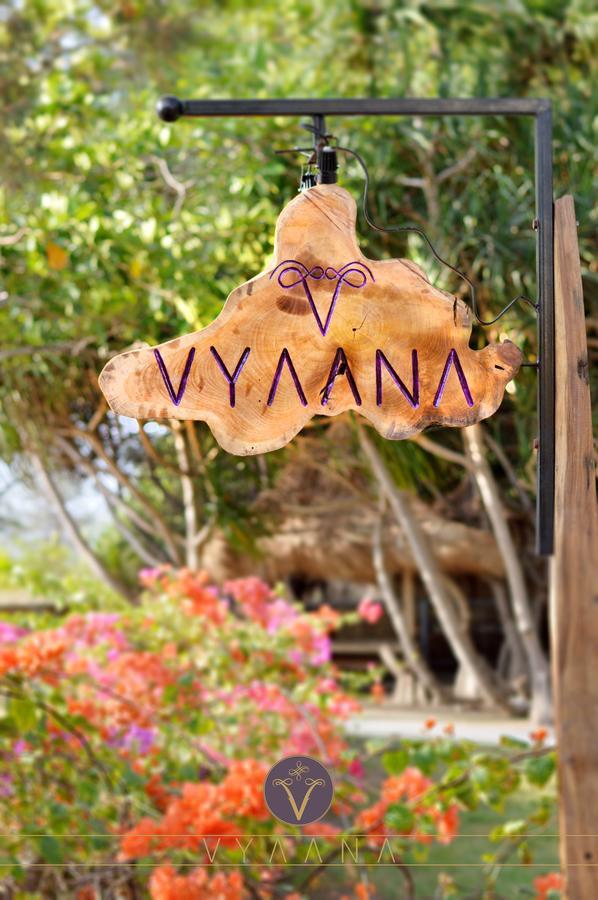 Vyaana Resort Gili Air Exterior foto